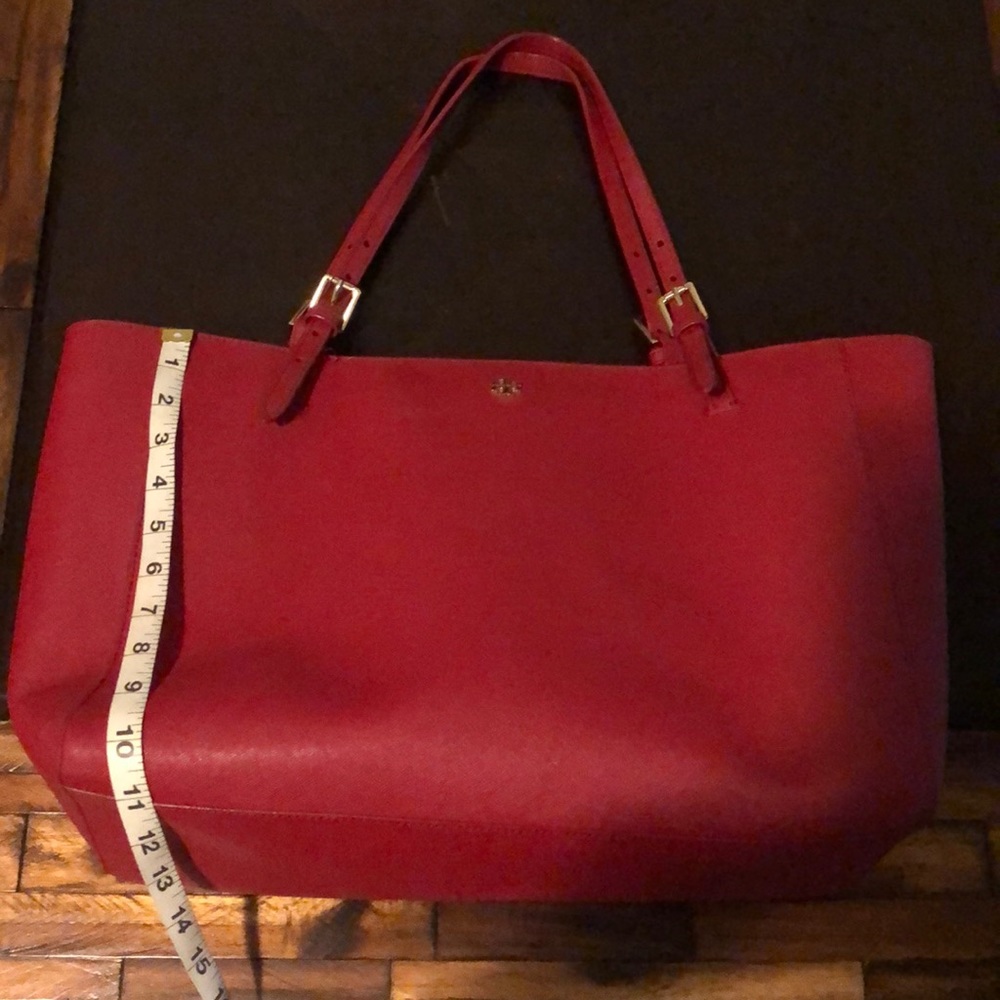 Tory Burch - Picture 7 of 9
